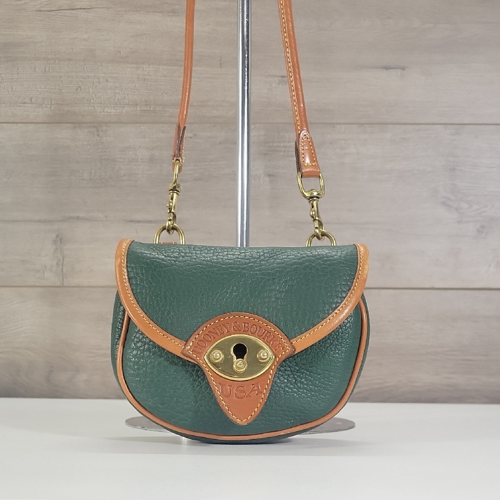 Vintage Dooney & Bourke Green Pebbled Leather Crossbody Belt Bag